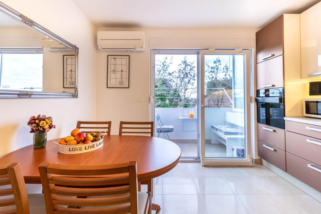 PUY Apartment Jan 2+2 With Balcony מראה חיצוני תמונה